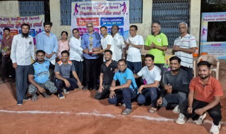 Rajarshi Shahu College of Pharmacy Team Secures Third Place in Inter-College Volleyball Tournament