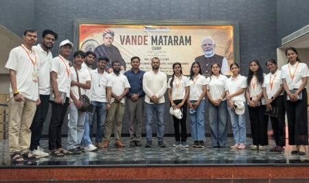 Rajarshi Shahu College of Pharmacy, Buldhana, Congratulates NSS Volunteers for Winning First Prize at the National-Level Vande Mataram Camp